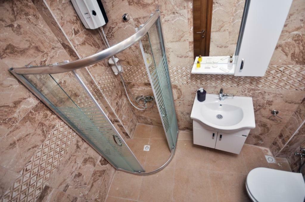 Blue Hotel Истанбул Екстериор снимка