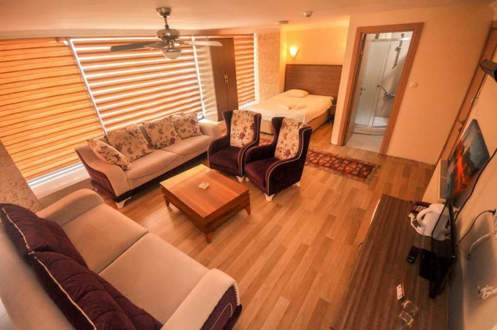 Blue Hotel Истанбул Екстериор снимка